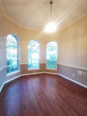 802 Portsmouth Drive, Pearland, TX 77584