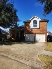 802 Portsmouth Drive, Pearland, TX 77584