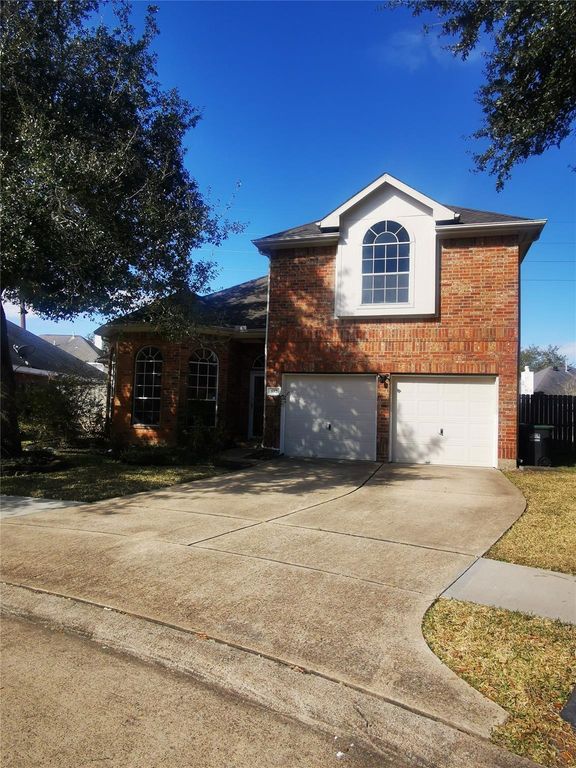 802 Portsmouth Drive, Pearland, TX 77584