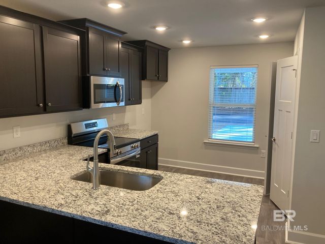 80 Summer Oaks Drive, Daphne, AL 36526