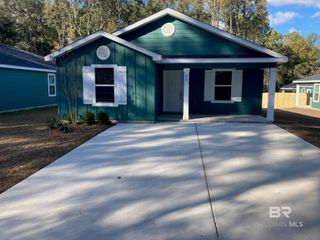 80 Summer Oaks Drive, Daphne, AL 36526