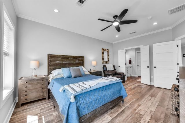 22405 Isle View Drive, Galveston, TX 77554