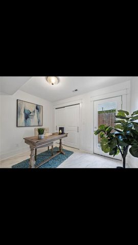 1521 Laird Street C, Houston, TX 77008