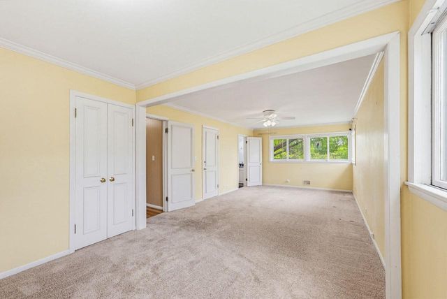 6757 N Santa Monica BOULEVARD, Fox Point, WI 53217