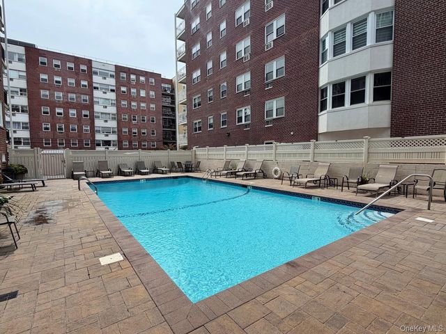 740 E Broadway 1-N, Long Beach, NY 11561