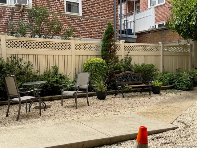 740 E Broadway 1-N, Long Beach, NY 11561