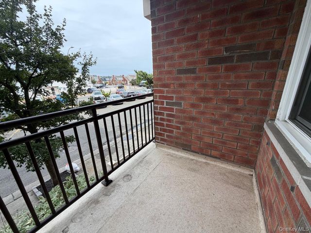 740 E Broadway 1-N, Long Beach, NY 11561