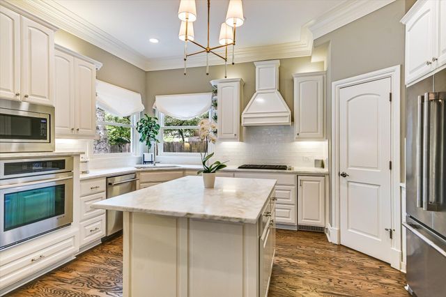 2801 Warren ST, Austin, TX 78703
