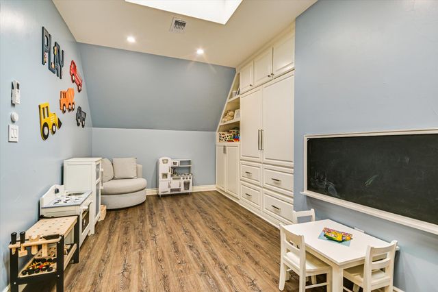 2801 Warren ST, Austin, TX 78703