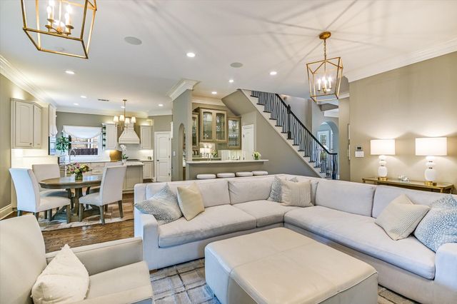 2801 Warren ST, Austin, TX 78703