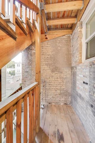 6421 N GREENVIEW Avenue 2W, Chicago, IL 60626