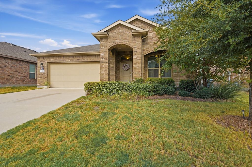 9024 Pearfield Road, Fort Worth, TX 76179 — exterior