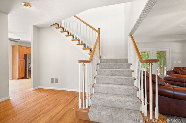4010 Weatherby Way, New Albany, IN 47150