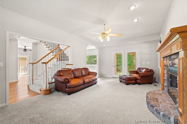 4010 Weatherby Way, New Albany, IN 47150