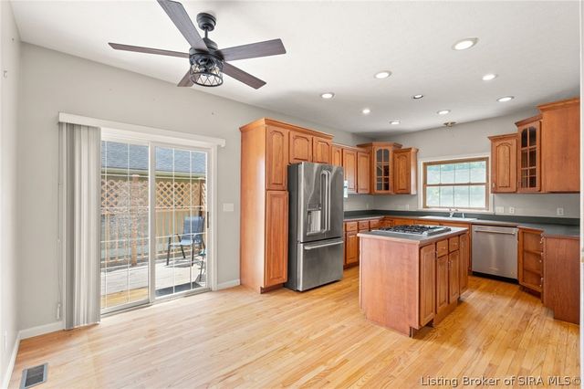 4010 Weatherby Way, New Albany, IN 47150