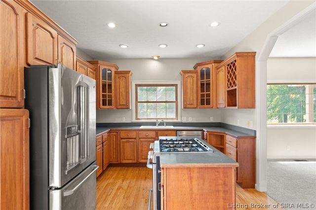 4010 Weatherby Way, New Albany, IN 47150
