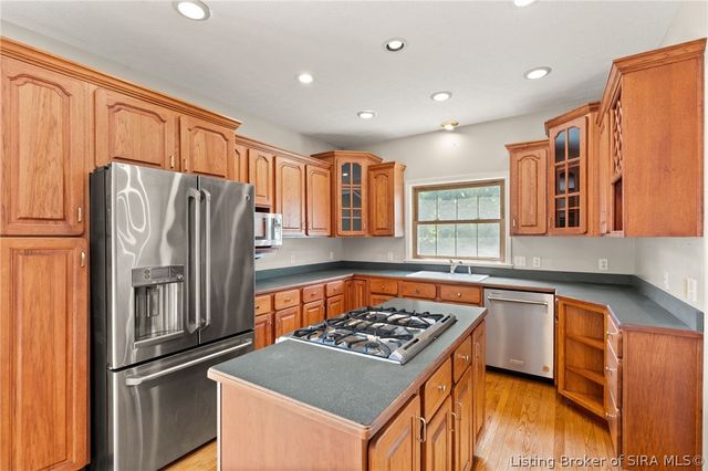 4010 Weatherby Way, New Albany, IN 47150