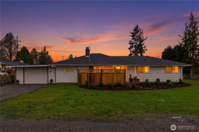 14203 80th Street E, Puyallup, WA 98372