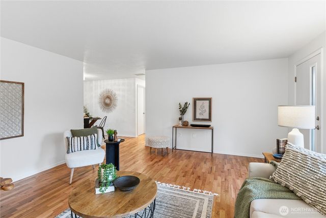 14203 80th Street E, Puyallup, WA 98372