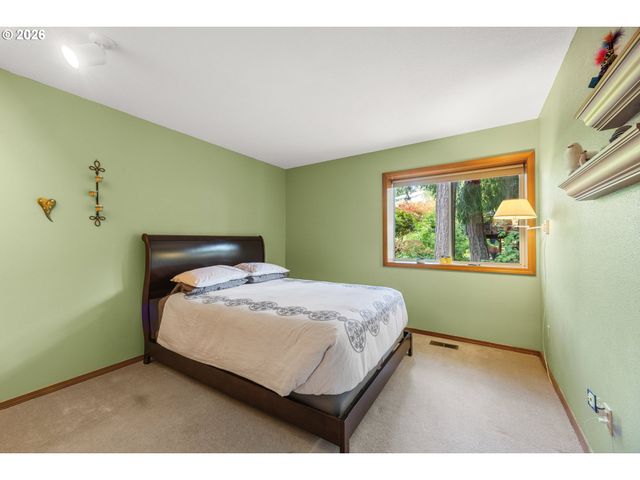 14230 DOLPH Ct, Lake Oswego, OR 97034