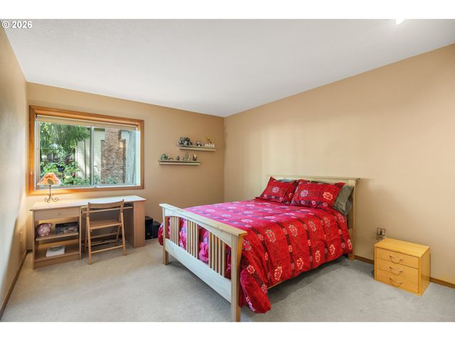 14230 DOLPH Ct, Lake Oswego, OR 97034