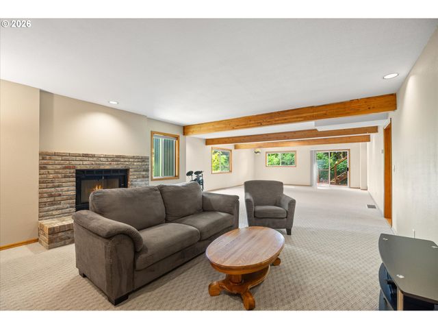 14230 DOLPH Ct, Lake Oswego, OR 97034