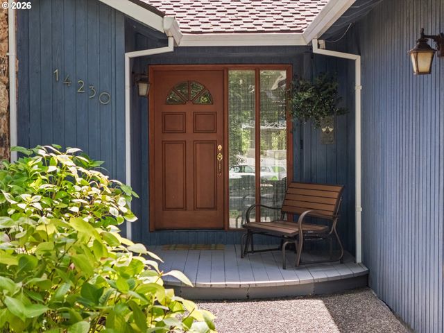 14230 DOLPH Ct, Lake Oswego, OR 97034