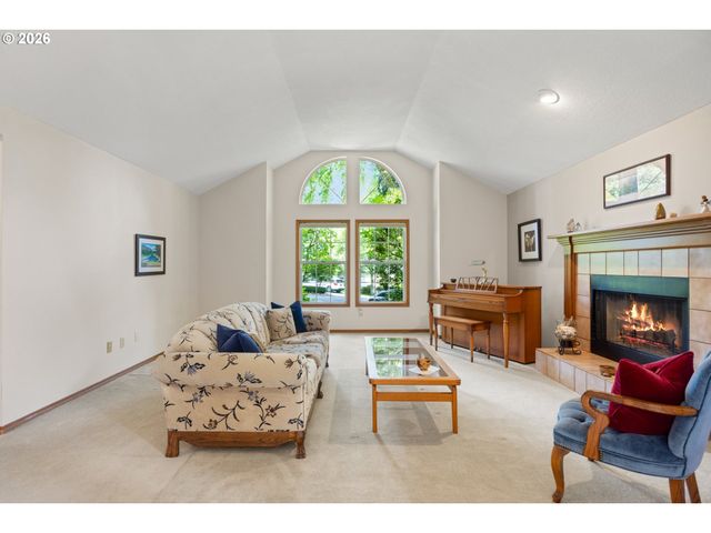 14230 DOLPH Ct, Lake Oswego, OR 97034