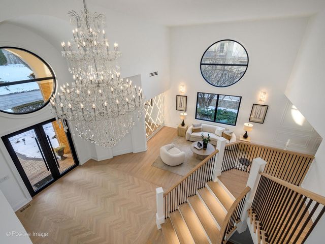 9427 Falling Waters Drive, Burr Ridge, IL 60527