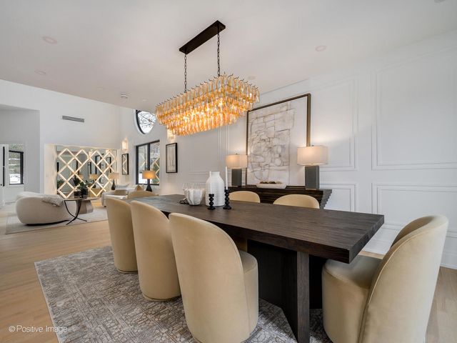 9427 Falling Waters Drive, Burr Ridge, IL 60527