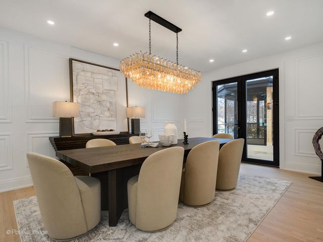 9427 Falling Waters Drive, Burr Ridge, IL 60527