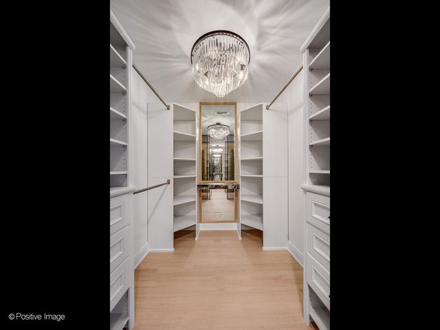 9427 Falling Waters Drive, Burr Ridge, IL 60527