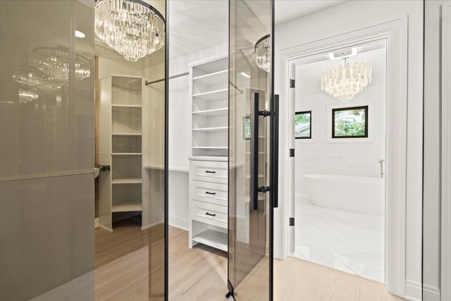 9427 Falling Waters Drive, Burr Ridge, IL 60527