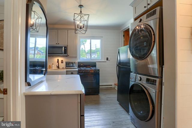 1930 MARKET ST, Camp Hill, PA 17011