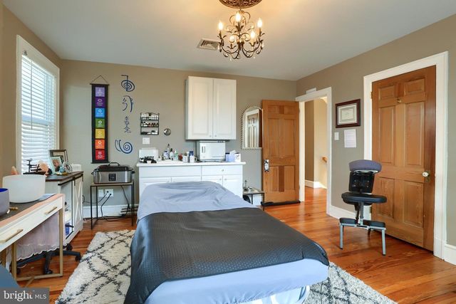 1930 MARKET ST, Camp Hill, PA 17011