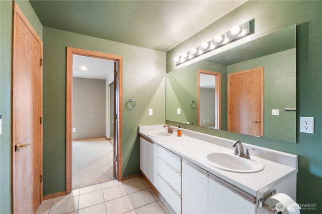 11107 36th Avenue Ct E, Tacoma, WA 98446