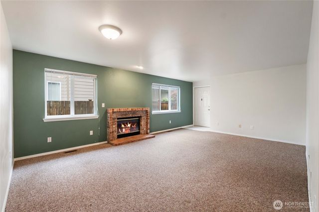 11107 36th Avenue Ct E, Tacoma, WA 98446