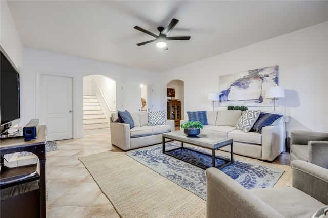 1307 Osprey Ridge LOOP, Lago Vista, TX 78645