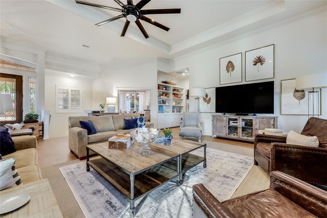1307 Osprey Ridge LOOP, Lago Vista, TX 78645