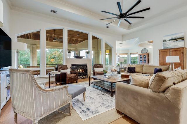 1307 Osprey Ridge LOOP, Lago Vista, TX 78645