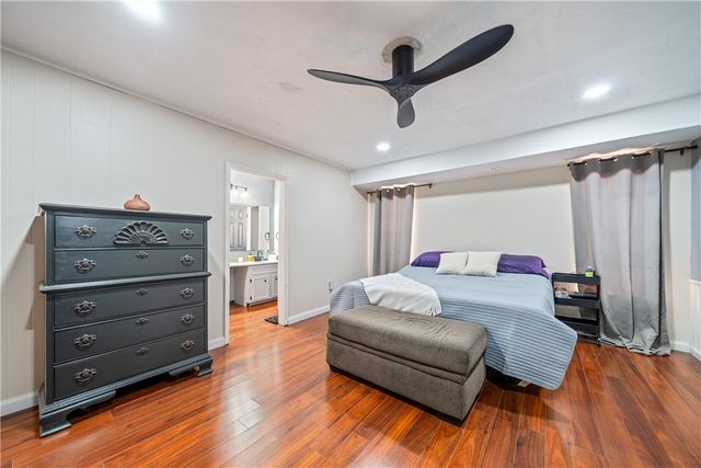 2217 Post Oak Dr, Portland, TX 78374