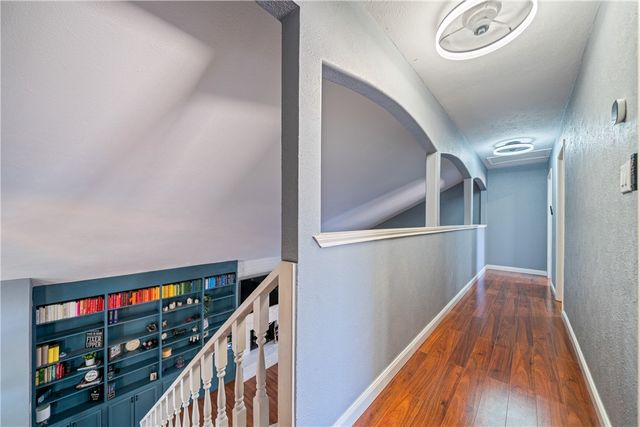 2217 Post Oak Dr, Portland, TX 78374