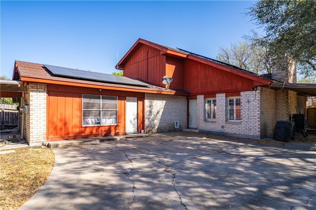 2217 Post Oak Dr, Portland, TX 78374