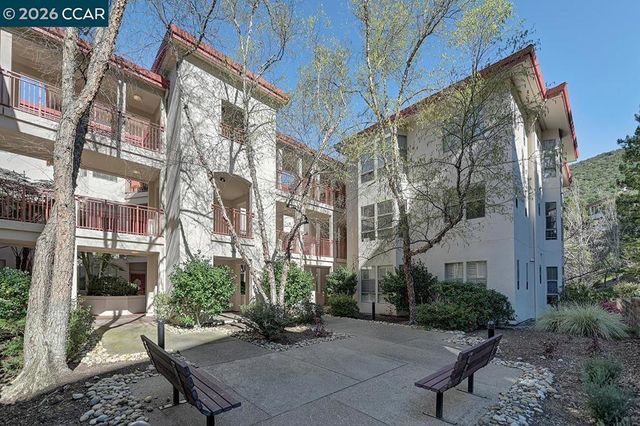 5913 Horsemans Canyon Dr 4A, Walnut Creek, CA 94595