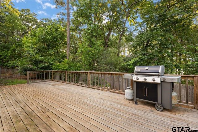 170 CR 3136, Jacksonville, TX 75766