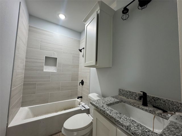 1212 ALBERTSON, Tyler, TX 75702