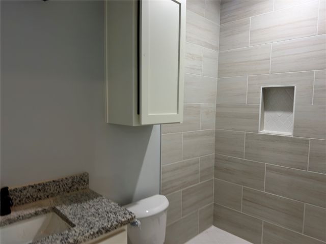 1212 ALBERTSON, Tyler, TX 75702