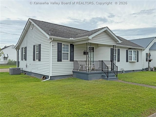 437 21st Street, Dunbar, WV 25064