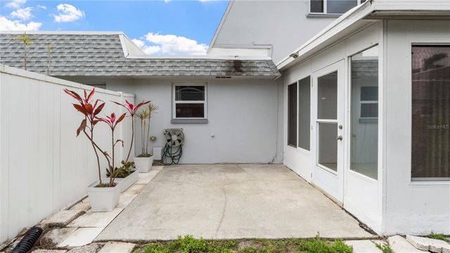 903 CARA DRIVE 903, Largo, FL 33771