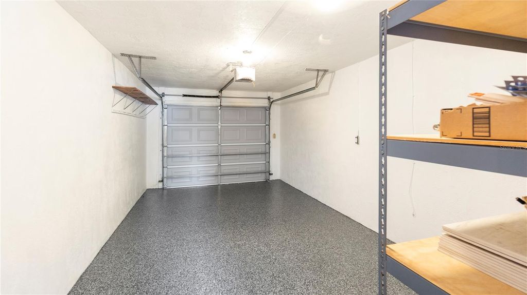 Image 30 of property listing at 903 CARA DRIVE 903, Largo, FL 33771